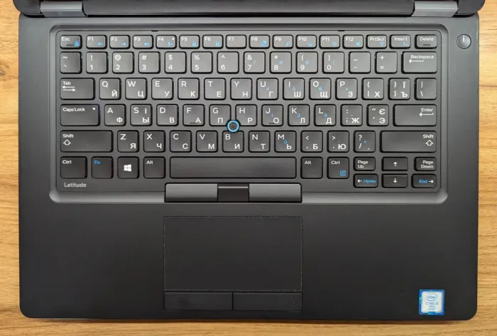 Ультрабук Dell Latitude 5480 / 14" (1920x1080) IPS / Intel Core i5-6300U (2 (4) ядра по 2.4 - 3.0 GHz) / 8 GB DDR4 / 240 GB SSD / Intel HD Graphics 520 / WebCam / VGA / Windows 10  б/в - зображення 3