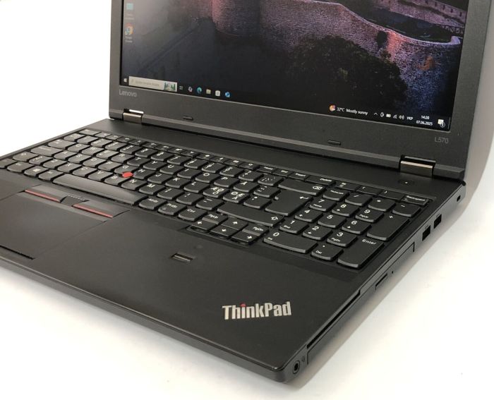 Ноутбук Б-клас Lenovo ThinkPad L570 / 15.6" (1920x1080) IPS / Intel Core i7-7500U (2 (4) ядра по 2.7 - 3.5 GHz) / 8 GB DDR3 / 256 GB SSD / Intel HD Graphics 620 / WebCam / Win 10 Pro б/в - зображення 9