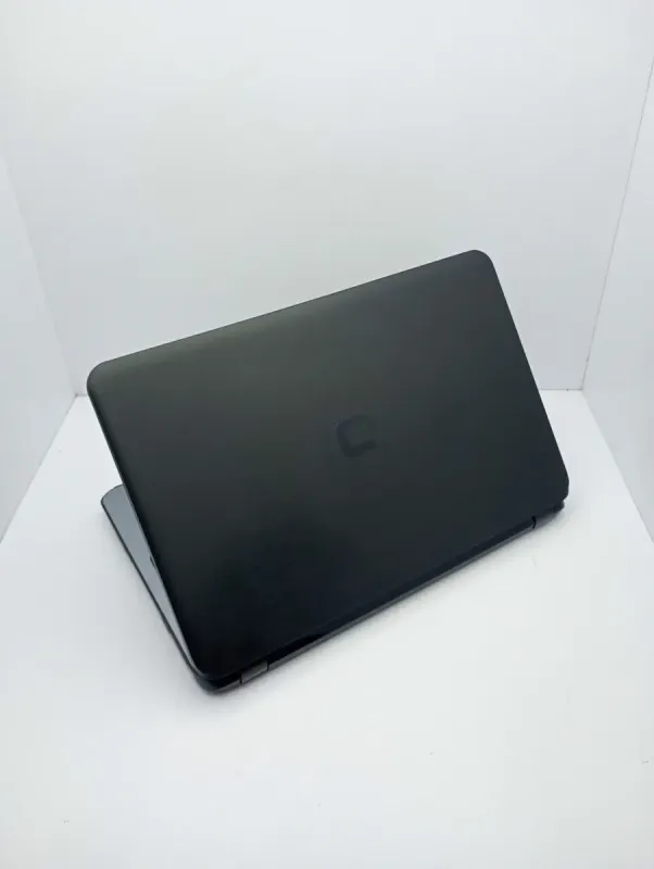 Ноутбук HP Compag 250 / 15.6" (1366x768) TN / Intel Celeron N2840 (2 ядра по 2.16 - 2.58 GHz) / 4 GB DDR3 / 120 GB SSD / Intel HD Graphics / WebCam б/в - зображення 8