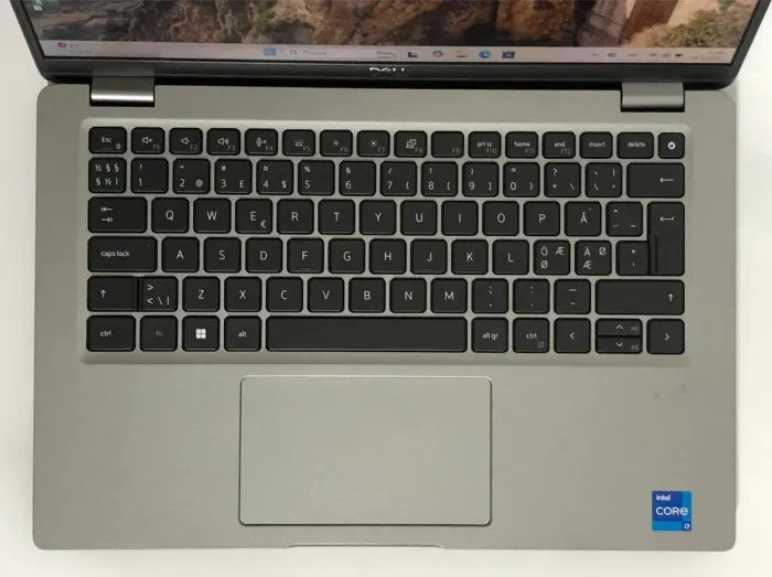 Ультрабук Б-клас Dell Latitude 5420 / 14" (1920x1080) IPS / Intel Core i7-1185G7 (4 (8) ядра по 3.0 - 4.2 GHz) / 16 GB DDR4 / 512 GB SSD / Intel Iris X Graphics / WebCam / Win 11 Proб/в - зображення 8