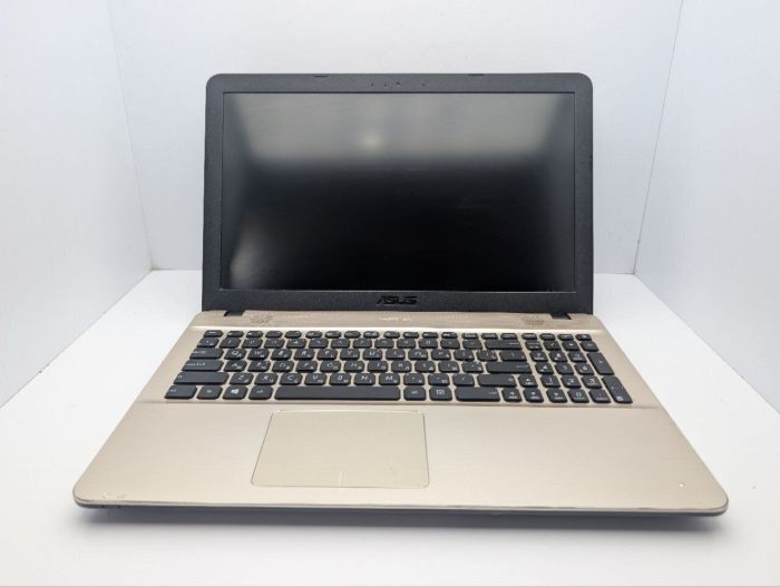 Ноутбук Asus R541N / 15.6" (1920x1080) TN / Intel Pentium N4200 (4 ядра по 2.5 GHz) / 8 GB DDR3 / 500 GB HDD / nVidia GeForce 920MX, 2 GB GDDR3, 64-bit / WebCam б/в - зображення 3