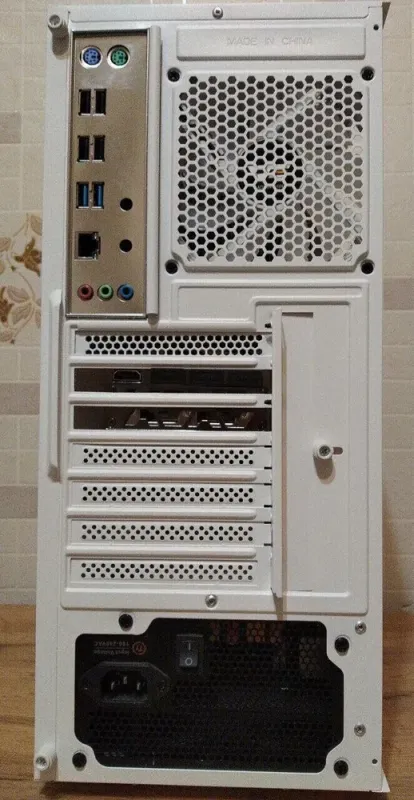 Ігровий ПК DarkFlash DK151 Tower / Intel Xeon E5-2697 v3 (14 (28) ядер по 2.6 - 3.6 GHz) / 32 GB DDR4 / 1000 GB SSD / nVidia GeForce RTX 3070, 8 GB GDDR6, 256-bit / 600W б/в - зображення 4