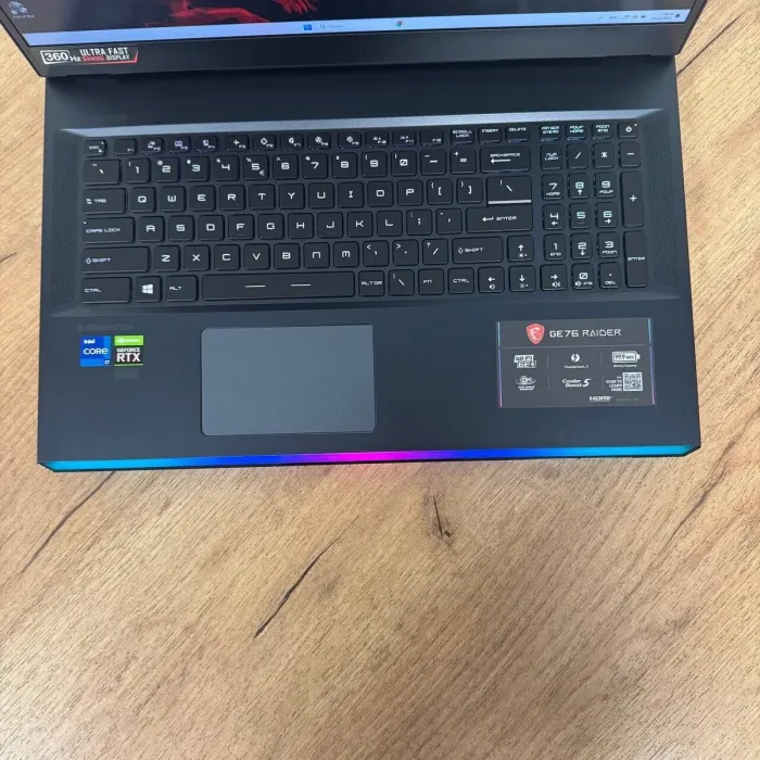 Ігровий ноутбук MSI GE76 Raider 11UG / 17.3" (1920x1080) IPS / Intel Core i7-11800H (8 (16) ядер по 2.3 - 4.6 GHz) / 16 GB DDR4 / 1000 GB SSD / nVidia GeForce RTX 3070, 8 GB GDDR6, 256-bit / WebCam б/в - зображення 7