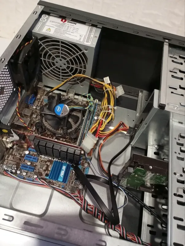 ПК Б-клас Asus Vento A8 Tower / Intel Core i5-3470S (4 ядра по 2.9 - 3.6 GHz) / 8 GB DDR3 / 500 GB HDD / AMD Radeon HD 5450, 2 GB DDR3, 64-bit / 500W / DVD-RW б/в - зображення 6