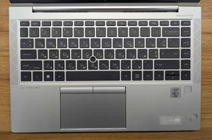 Ультрабук HP EliteBook 840 G8 / 14" (1920x1080) IPS / Intel Core i5-1145G7 (4 (8) ядра по 2.6 - 4.4 GHz) / 16 GB DDR4 / 512 GB SSD / Intel Iris Xe Graphics / WebCam / TouchID / Windows 10 б/в - зображення 3