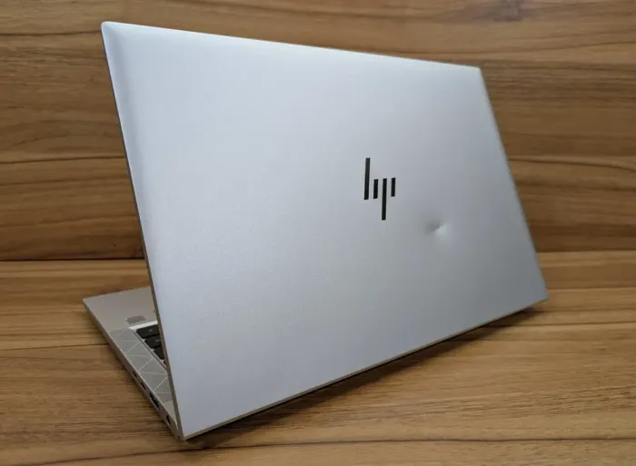 Ультрабук Б-клас HP EliteBook 840 G7 / 14" (1920x1080) IPS / Intel Core i7-10610U (4 (8) ядра по 1.8 - 4.9 GHz) / 16 GB DDR4 / 512 GB SSD / Intel UHD Graphics / HDMI / TouchID / Windows 10 б/в - зображення 7