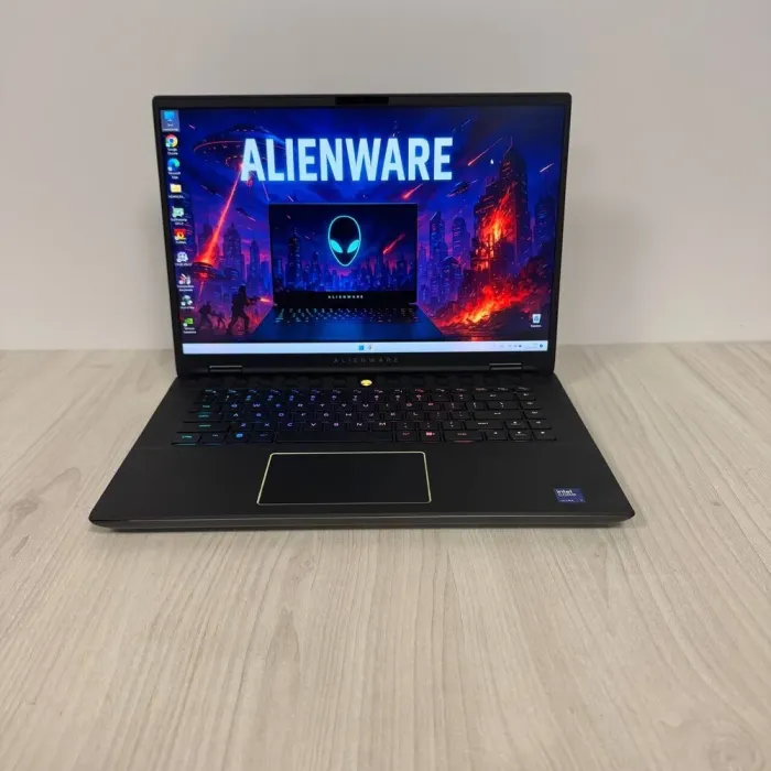 Ігровий ноутбук Dell Alienware m16 R2 / 16" (2560x1600) IPS / Intel Core Ultra 7 155H (16 (22) ядер по 1.4 - 4.8 GHz) / 16 GB DDR5 / 1000 GB SSD NVMe / nVidia GeForce RTX 4070, 8 GB GDDR6, 128-bit / WebCam б/в - зображення 2
