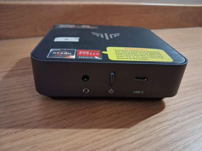 Неттоп NiPoGi AM02 USFF / AMD Ryzen 5 3500U (4 (8) ядра по 2.1 - 3.7 GHz) / 16 GB DDR4 / 512 GB SSD / AMD Radeon Vega 8 Graphics / HDMI / DisplayPort / Wi-Fi б/в - зображення 2