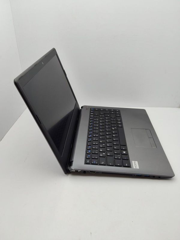 Ноутбук Schenker S306 / 14" (1366x768) TN / Intel Core i5-6200U (2 (4) ядра по 2.3 - 2.8 GHz) / 8 GB DDR4 / 120 GB SSD + 500 GB HDD / Intel HD Graphics 520 / WebCam б/в - зображення 6
