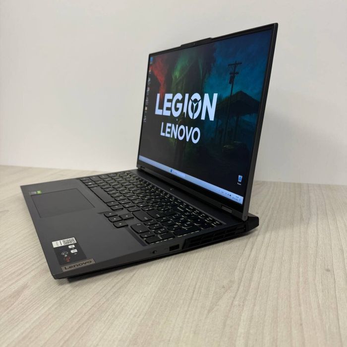 Ігровий ноутбук Б-класу Lenovo Legion 5 Pro 16ITH6H / 16" (2560x1600) IPS / Intel Core i9-11950H (8 (16) ядер по 2.1 - 5.0 GHz) / 16 GB DDR4 / 512 GB SSD NVMe / nVidia GeForce RTX 3070, 8 GB GDDR6, 256-bit / WebCam б/в - зображення 5