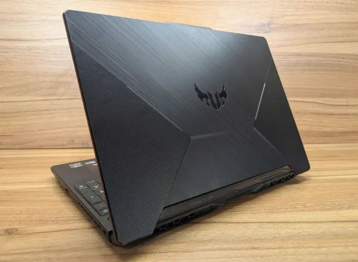 Ігровий ноутбук Asus TUF Gaming A15 FA566IV / 15.6" (1920x1080) IPS / AMD Ryzen 7 4800H (8 (16) ядер по 2.9 - 4.2 GHz) / 16 GB DDR4 / 1000 GB SSD / nVidia GeForce RTX 2060, 6 GB GDDR6, 192-bit / WebCam / Windows 10 б/в - зображення 9