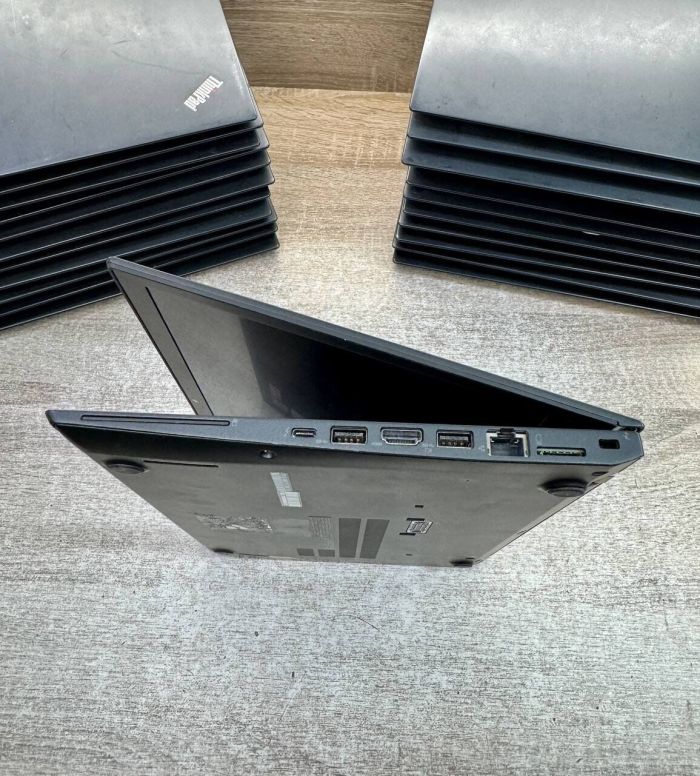 Ультрабук Lenovo ThinkPad T470s / 14" (1920x1080) TN / Intel Core i5-7300U (2 (4) ядра 2,6 - 3,5 ГГц) / 8 ГБ DDR4 / 120 ГБ SSD / Intel HD Graphics 620 / Веб-камера / Два АКБ / Windows 10 Pro б/в - зображення 6