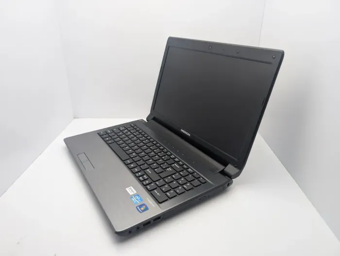 Ноутбук Medion Akoya E6228 / 15.6" (1366x768) TN / Intel Core i3-2350M (2 (4) ядра по 2.3 GHz) / 6 GB DDR3 / 120 GB SSD / Intel HD Graphics 3000 / WebCam б/в - зображення 4