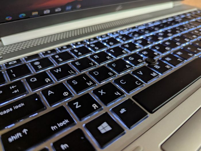 Ультрабук HP EliteBook 850 G6 / 15.6" (1920x1080) IPS / Intel Core i5-8365U (4 (8) ядра по 1.6 - 4.1 GHz) / 16 GB DDR4 / 512 GB SSD / Intel UHD Graphics / HDMI / WebCam / Windows 10 б/в - зображення 6