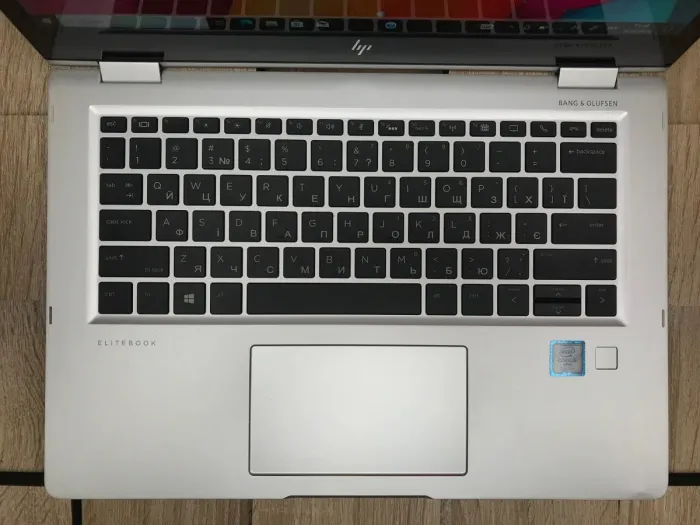Ноутбук-трансформер Б-клас HP EliteBook x360 1030 G2 / 13.3" (1920x1080) IPS Touch / Intel Core i5-7300U (2 (4) ядра по 2.6 - 3.5 GHz) / 8 GB DDR4 / 256 GB SSD M.2 / Intel HD Graphics 620 / WebCam / Fingerprint б/в - зображення 4