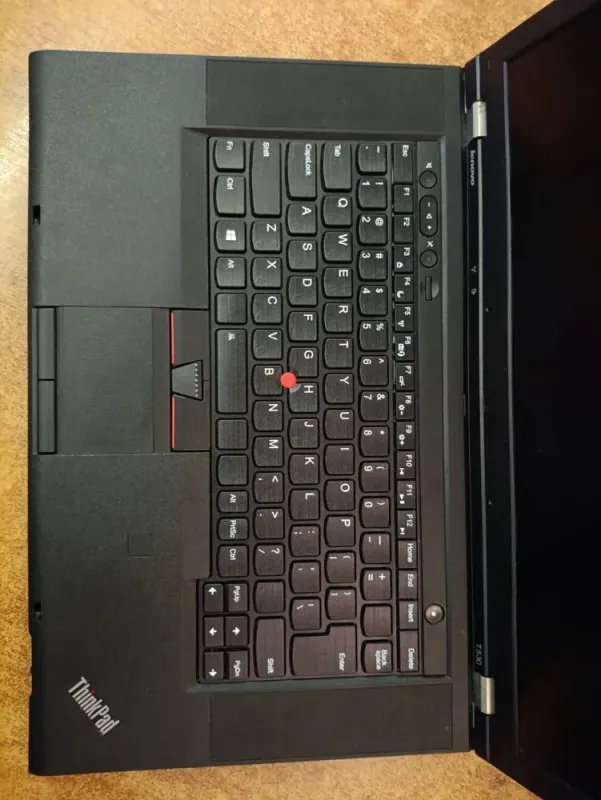 Ноутбук Б-клас Lenovo ThinkPad T530 / 15.6" (1600x900) TN / Intel Core i5-3230M (2 (4) ядра по 2.6 - 3.2 GHz) / 4 GB DDR3 / 120 GB SSD / Intel HD Graphics 4000 / WebCam б/в - зображення 7