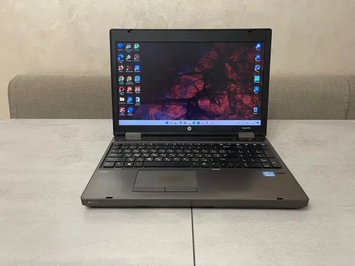 Ноутбук Б-клас HP ProBook 6570b / 15.6" (1366x768) TN / Intel Core i5-3210M (2 (4) ядра по 2.5 - 3.1 GHz) / 8 GB DDR3 / 120 GB SSD / Intel HD Graphics 4000 / WebCam / DVD-ROM б/в - зображення 2