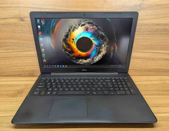 Ноутбук Dell Latitude 3590 / 15.6" (1920x1080) IPS / Intel Core i7-8550U (4 (8) ядра по 1.8 - 4.0 GHz) / 16 GB DDR4 / 512 GB SSD / AMD Radeon R7 M460, 2 GB GDDR5, 64-bit / WebCam / HDMI / Windows 10 б/в - зображення 2