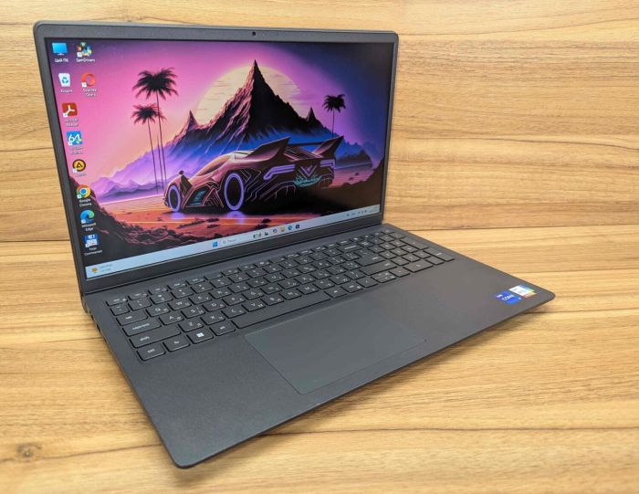 Ноутбук Dell Inspiron 15 3530 / 15.6" (1920x1080) IPS Touch / Intel Core i7-1355U (10 (12) ядер по 3.7 - 5.0 GHz) / 16 GB DDR4 / 480 GB SSD / Intel Iris Xe Graphics / WebCam / HDMI / Windows 10 б/в - зображення 4