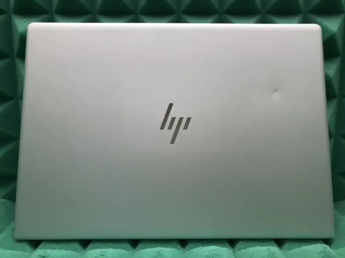 Ультрабук Б-клас HP EliteBook 840 G5 / 14" (1920x1080) IPS / Intel Core i5-8350U (4 (8) ядра по 1.7 - 3.6 GHz) / 8 GB DDR4 / 256 GB SSD M.2 / Intel UHD Graphics 620 / WebCam / Fingerprint / USB 3.1 / HDMI б/в - зображення 8