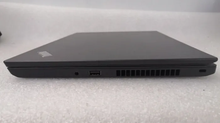 Ультрабук Lenovo ThinkPad L480 / 14" IPS / Intel Core i3-8130U (2(4) ядра по 2.2-3.4 GHz) / 8GB DDR4 / 256GB SSD / UHD Graphics 620 / WebCam / HDMI б/в - зображення 5