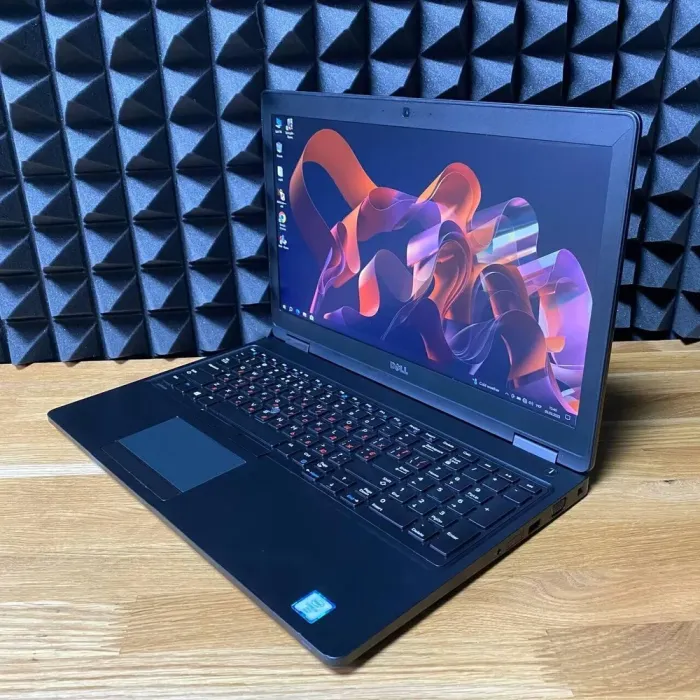 Ноутбук Б-клас Dell Latitude 5580 / 15.6" (1920x1080) TN / Intel Core i5-6300U (2 (4) ядра по 2.4 - 3.0 GHz) / 16 GB DDR4 / 128 GB SSD / Intel HD Graphics 520 / WebCam / HDMI б/в - зображення 7