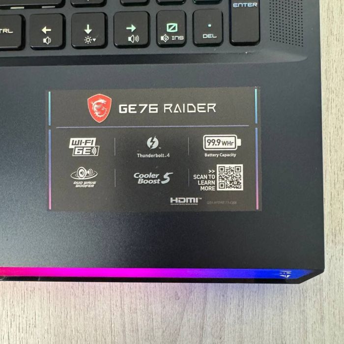 Ігровий ноутбук Б-класу MSI GE76 Raider 11UH / 17,3" (1920x1080) IPS / Intel Core i9-11980HK (8 (16 ядер по 3,3 - 5,0 ГГц) / 32 ГБ DDR4 / 512 ГБ SSD / nVidia GeForce RTX 3080, 16 ГБ GDDR6, 256-біт / WebCam б/в - зображення 3