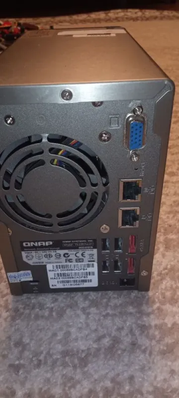 Мережеве сховище QNAP TS-239 Pro II + / Intel Atom D425 (1 (2) ядра по 1.8 GHz) / 1 GB DDR3 / 2x 2000 GB HDD / Intel Graphics / Linux Embedded б/в - зображення 3