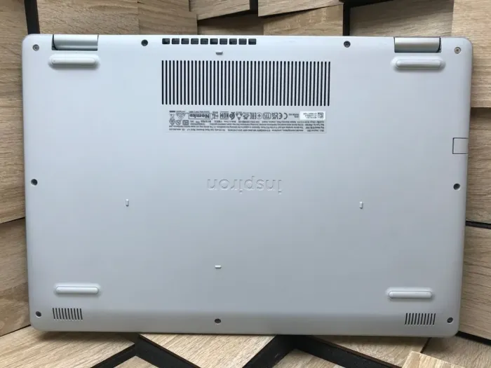 Ноутбук Б-клас Dell Inspiron 3501 / 15.6" (1366x768) TN / Intel Core i5-1135G7 (4 (8) ядра по 2.4 - 4.2 GHz) / 8 GB DDR4 / 192 GB SSD / Intel Iris Xe Graphics / WebCam б/в - зображення 9