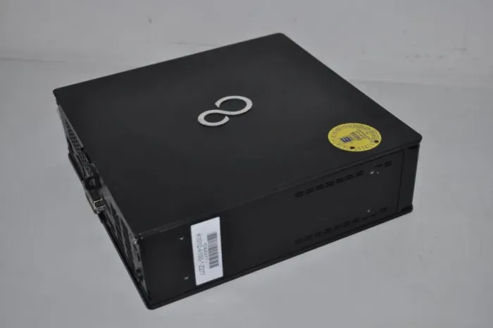 Неттоп Fujitsu Esprimo Q958 Mini USFF / Intel Core i5-9500T (6 ядер по 2.2 - 3.7 GHz) / 16 GB DDR4 / 256 GB SSD M.2 / Intel UHD Graphics 630 / Windwos 11 Pro б/в - зображення 6