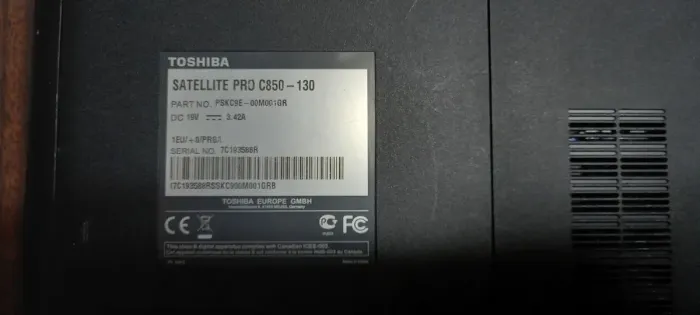 Ноутбук Toshiba Pro C850-130 / 15.6" TN / Core i5-3210M (2(4) ядра по 2.5-3.1GHz) / 4GB DDR3 / 240GB SSD NEW / HD Graphics 4000 / WebCam/Без АКБ/ Win 10 б/в - зображення 8