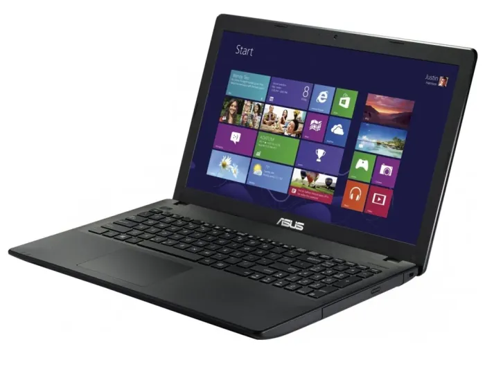 Ноутбук Б-клас Asus X551M / 15.6" (1366x768) TN / Intel Pentium N3530 (4 ядра по 2.16 - 2.58 GHz) / 8 GB DDR3 / 500 GB HDD / Intel HD Graphics / WebCam / АКБ не тримає б/в - зображення 1