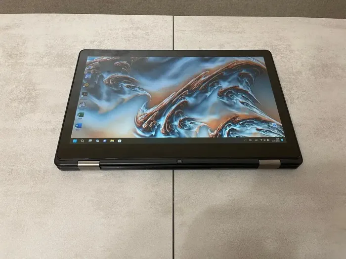 Ноутбук-трансформер Dell  15 7568 / 15.6" IPS Touch / Core i5-6200U (2(4) ядра по 2.3-2.8GHz) / 8GB DDR3 / 240GB SSD NEW / HD Graphics 520 / WebCam б/в - зображення 6