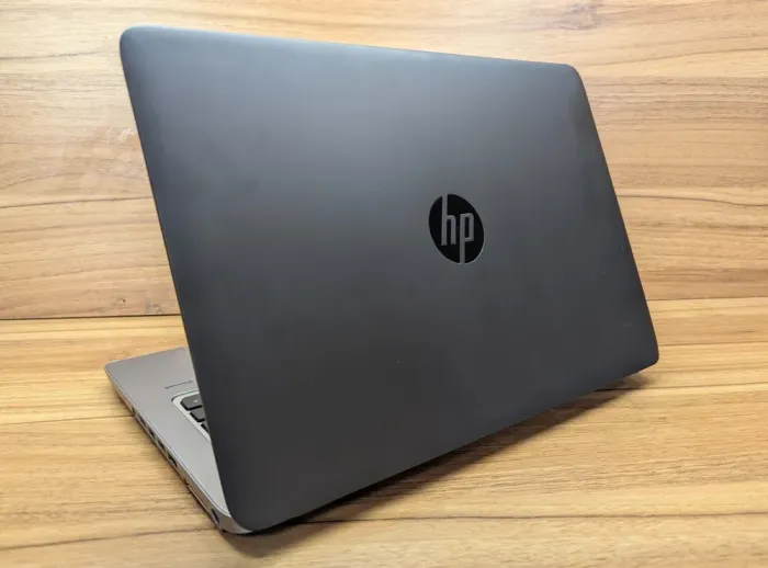 Ноутбук HP EliteBook 840 G2 / 14" (1366x768) TN / Intel Core i7-5600U (2 (4) ядра по 2.6 - 3.2 GHz) / 8 GB DDR3 / 240 GB SSD / Intel HD Graphics 5500 / WebCam / Fingerprint / Windows 10 б/в - зображення 7