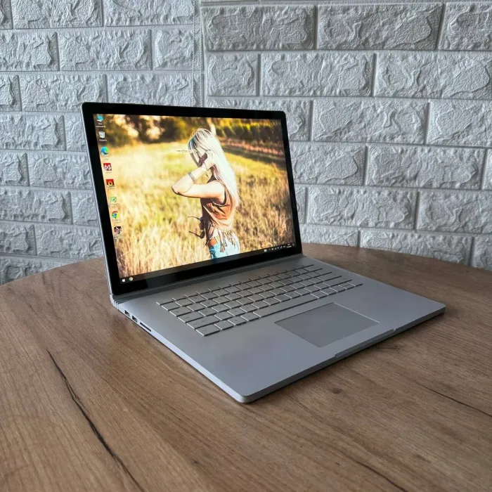 Ігровий ультрабук-трансформер Б-клас Microsoft Surface Book 2 с экраном 15.0" (3240x2160) IPS Touch на базе процессора Intel Core i7-8650U и видеокарты nVidia GeForce GTX 1060 6 GB для игр и работы с мультимедиа б/в - зображення 4