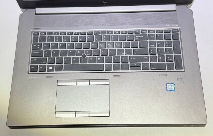 Мобільна робоча станція HP ZBook 17 G6 / 17,3" (1920x1080) IPS / Intel Core i7-9750H (6 (12) ядер по 2,6 - 4,5 ГГц) / 16 ГБ DDR4 / 512 ГБ SSD / nVidia Quadro T1000, 4 ГБ GDDR5, 128-біт / WebCam б/в - изображение 4