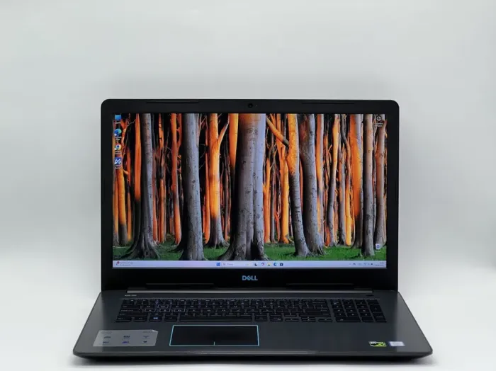 Ігровий ноутбук Dell G3 3779 / 17.3" (1920x1080) IPS / Intel Core i7-8750H (6 (12) ядер по 2.2 - 4.1 GHz) / 16 GB DDR4 / 480 GB SSD / nVidia GeForce GTX 1050 Ti, 4 GB GDDR5, 128-bit / WebCam б/в - зображення 2