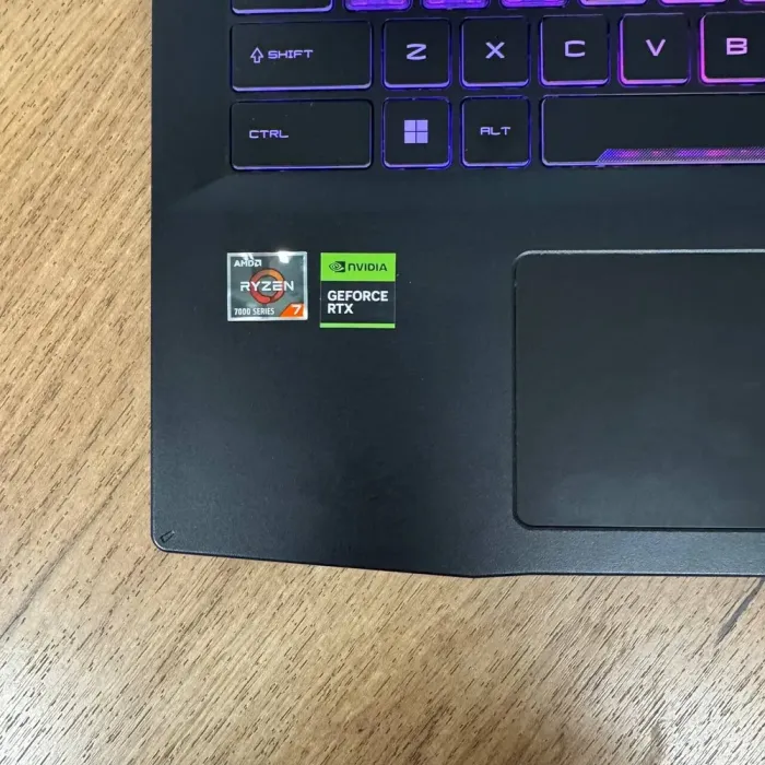 Ігровий ноутбук MSI Bravo 15 C7VFK / 15.6" (1920x1080) IPS / AMD Ryzen 7 7735HS (8 (16) ядер по 3.2 - 4.75 GHz) / 16 GB DDR5 / 1000 GB SSD NVMe / nVidia GeForce RTX 4060, 8 GB GDDR6, 128-bit / WebCam б/в - зображення 8