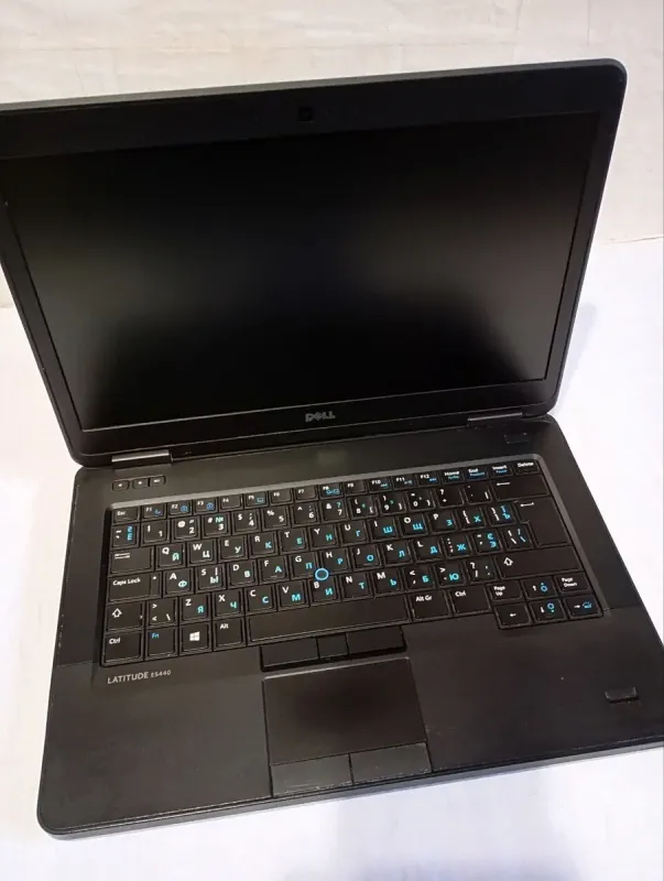 Ноутбук Б-клас Dell Latitude E5440 / 14" (1366x768) TN / Intel Core i5-4310U (2 (4) ядра по 2.0 - 3.0 GHz) / 8 GB DDR3 / 120 GB SSD / Intel HD Graphics 4400 / WebCam б/в - зображення 3