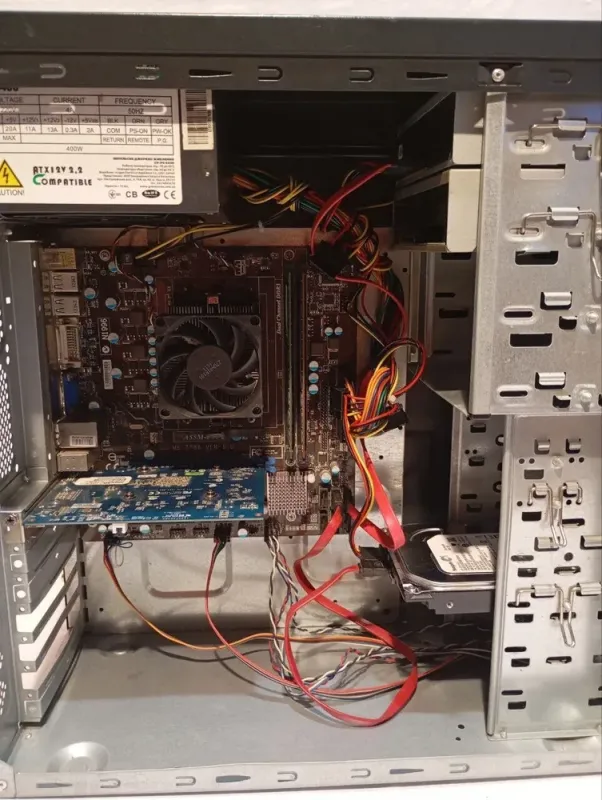 ПК Б-клас Asus Vento TA-8C1 Tower / AMD Athlon II X4 631 (4 ядра по 2.6 GHz) / 8 GB DDR3 / 500 GB HDD / nVidia GeForce GT 440, 1 GB DDR3, 128-bit / DVD-RW / 400W б/в - зображення 6