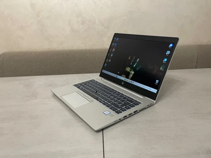 Ультрабук HP EliteBook 840 G5 / 14" (1920x1080) IPS / Intel Core i5-8365U (4 (8) ядра по 1.6 - 4.1 GHz) / 16 GB DDR4 / 256 GB SSD M.2 / Intel UHD Graphics 620 / WebCam б/в - зображення 6