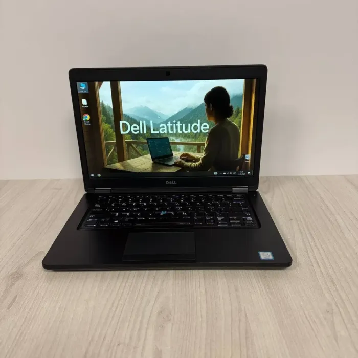 Ультрабук Б-клас Dell Latitude 5480 / 14" (1920x1080) IPS / Intel Core i5-7440HQ (4 ядра по 2.8 - 3.8 GHz) / 8 GB DDR4 / 128 GB SSD M.2 / Intel HD Graphics 630 / WebCam б/в - зображення 2