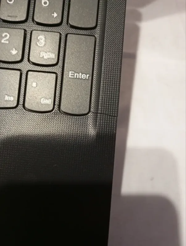 Ноутбук Б-клас Lenovo IdeaPad S145-15IKB / 15.6" (1920x1080) TN / Intel Core i3-8130U (2 (4) ядра по 2.2 -3.4 GHz) / 8 GB DDR4 / 120 GB SSD / Intel UHD Graphics 620 / WebCam б/в - зображення 9