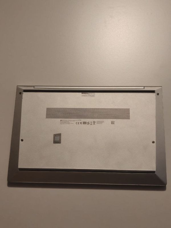 Ультрабук Б-клас HP EliteBook 840 G8 / 14" (1920x1080) IPS / Intel Core i7-1185G7 (4 (8) ядра по 3.0 - 4.8 GHz) / 16 GB DDR4 / 256 GB SSD / Intel Iris Xe Graphics / WebCam / TouchID / Windows 10 б/в - зображення 8