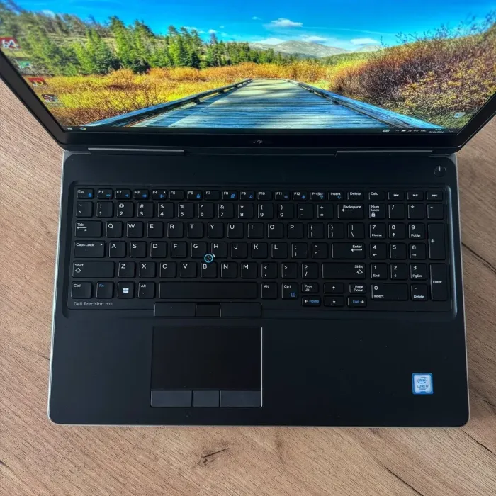 Мобільна робоча станція Dell Precision 7510 / 15.6" (1920x1080) IPS / Intel Core i7-6820HQ (4 (8) ядра по 2.7 - 3.6 GHz) / 16 GB DDR4 / 128 GB SSD M.2 + 500 GB HDD / nVidia Quadro M1000M, 2 GB GDDR5, 128-bit / WebCam б/в - зображення 7