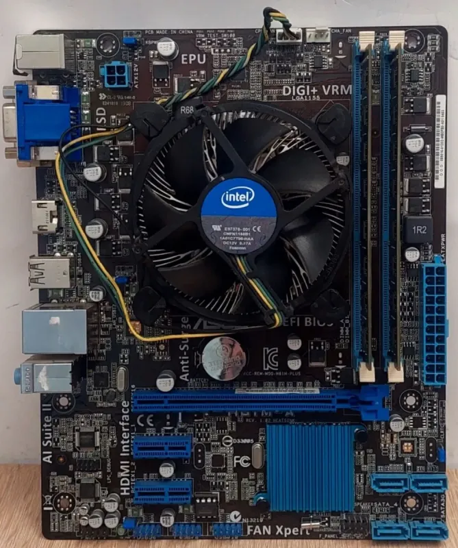 Комплект: Материнська плата Asus H61M-A / LGA1155 / Intel Core i5-3470 (4 ядра по 3.2 - 3.6 GHz) / 16 GB DDR3 / Intel HD Graphics 2500 б/в - зображення 4