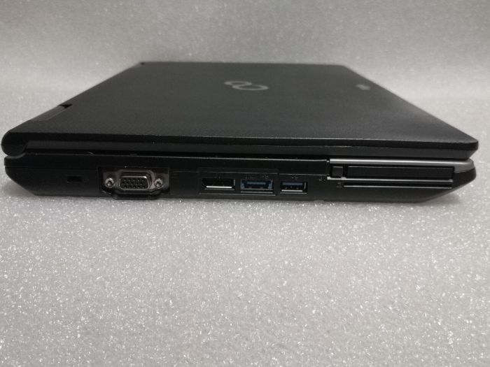 Ноутбук Fujitsu Lifebook E752 / 15.6" TN / Core i5-3230M (2(4) ядра по 2.6-3.2GHz) / 4GB DDR3 / 500GB HDD / HD Graphics 3000 / WebCam б/в - зображення 5