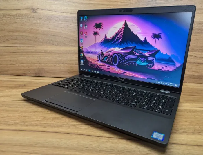 Ноутбук Dell Precision 3540 / 15.6" (1366x768) TN / Intel Core i7-8665U (4 (8) ядра по 1.9 - 4.8 GHz) / 16 GB DDR4 / 256 GB SSD / AMD Radeon Pro WX 2100, 2 GB GDDR5, 64-bit / WebCam / Windows 10 б/в - зображення 5