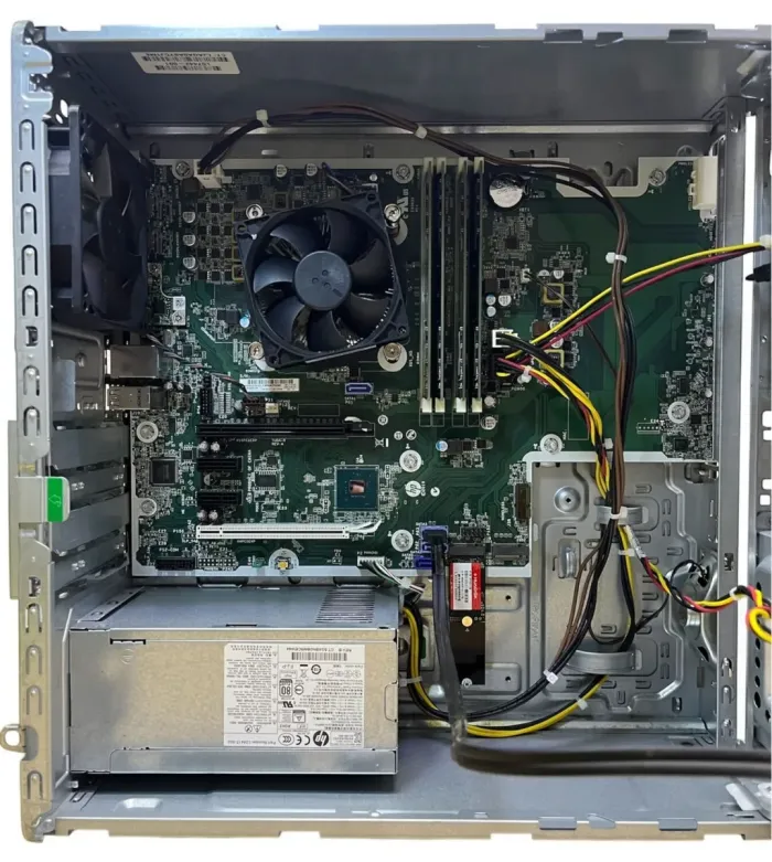 Комп'ютер HP EliteDesk 800 G5 Tower / Intel Core i3-8100 (4 ядра по 3.6 GHz) / 16 GB DDR4 / 120 GB SSD M.2 + 500 GB HDD / Intel UHD Graphics 630 / DisplayPort б/в - зображення 6