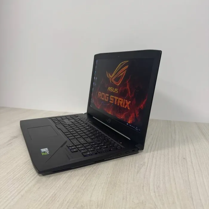 Ігровий ноутбук Б-класу Asus ROG Strix GL503VD / 15,6" (1920x1080) IPS / Intel Core i7-7700HQ (4 (8) ядра по 2,8 - 3,8 ГГц) / 8 ГБ DDR4 / 256 ГБ SSD / nVidia GeForce GTX 1050, 4 ГБ GDDR5, 128-біт / WebCam б/в - зображення 5
